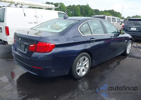 2013 BMW 528I xDrive из США, поврежденный, VIN WBAXH5C52DD115352